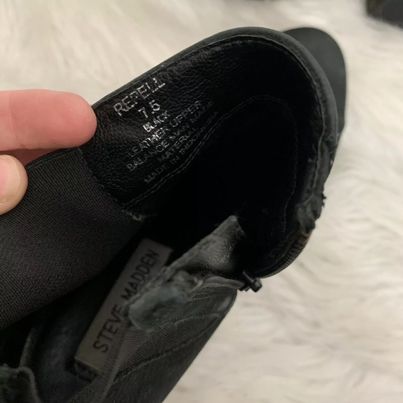 Steve Madden Repell Leather Block Heel Star Studded Black Chelsea Boots - Picture 11 of 11